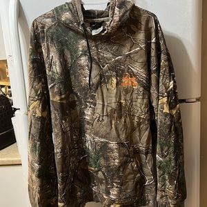 Mens 2XL Realtree Camo hoodie